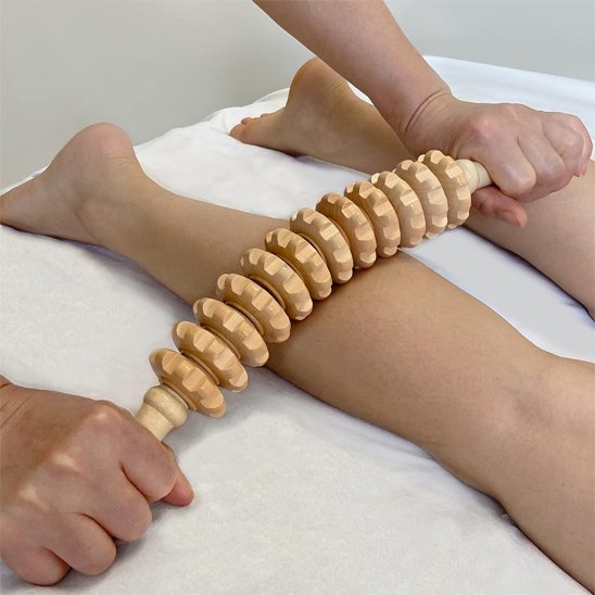 Rouleau de Massage en Bois Naturel | Anti - Cellulite & Jambes Légères - Beautybienetre.